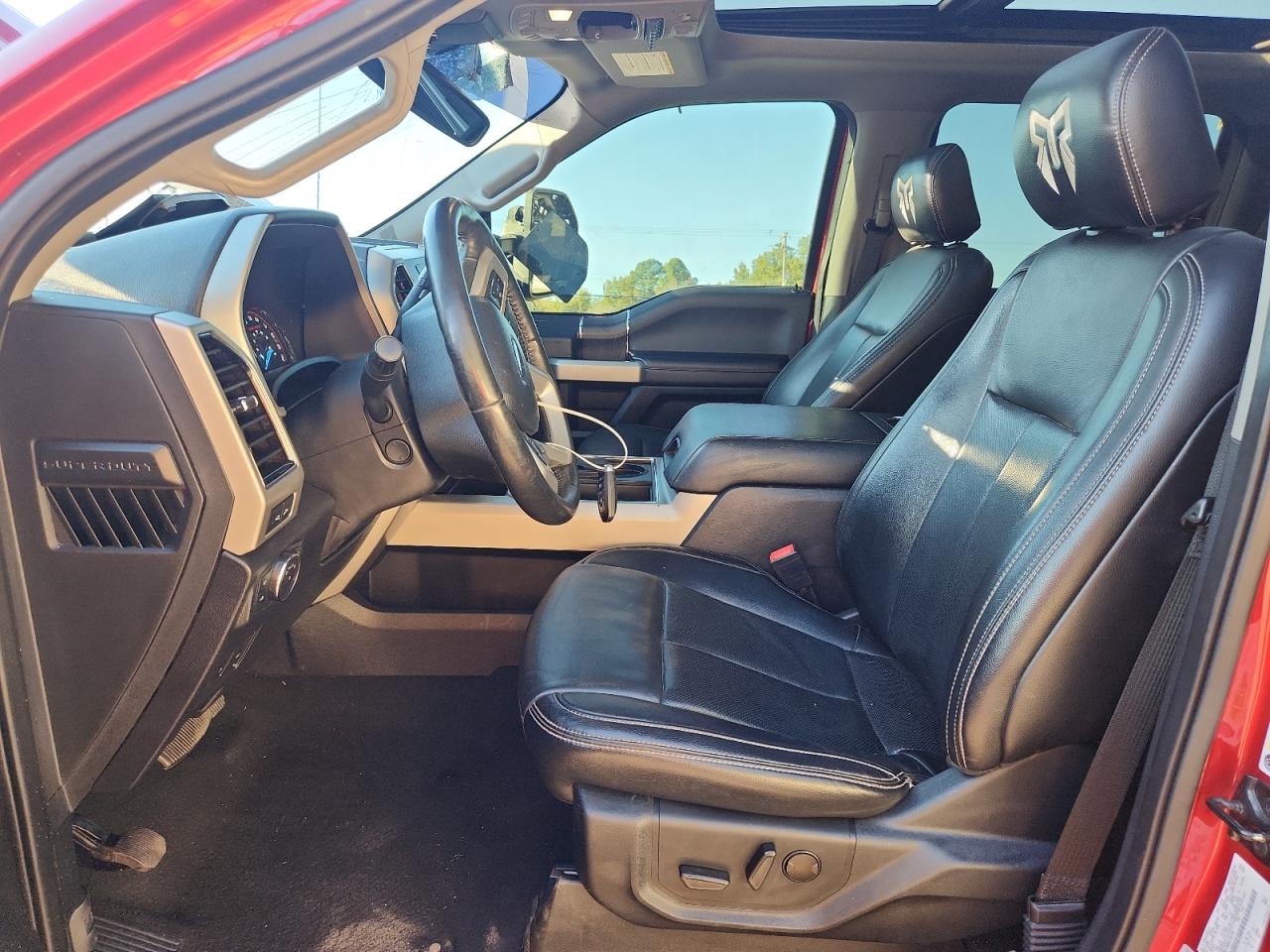 Ford F-250 Super Duty Image 2