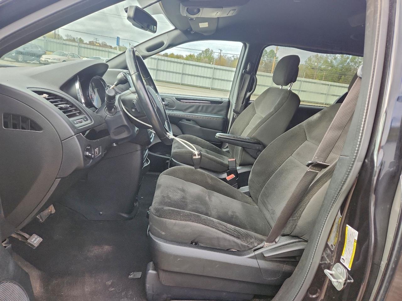 Dodge Caravan Se Image 5