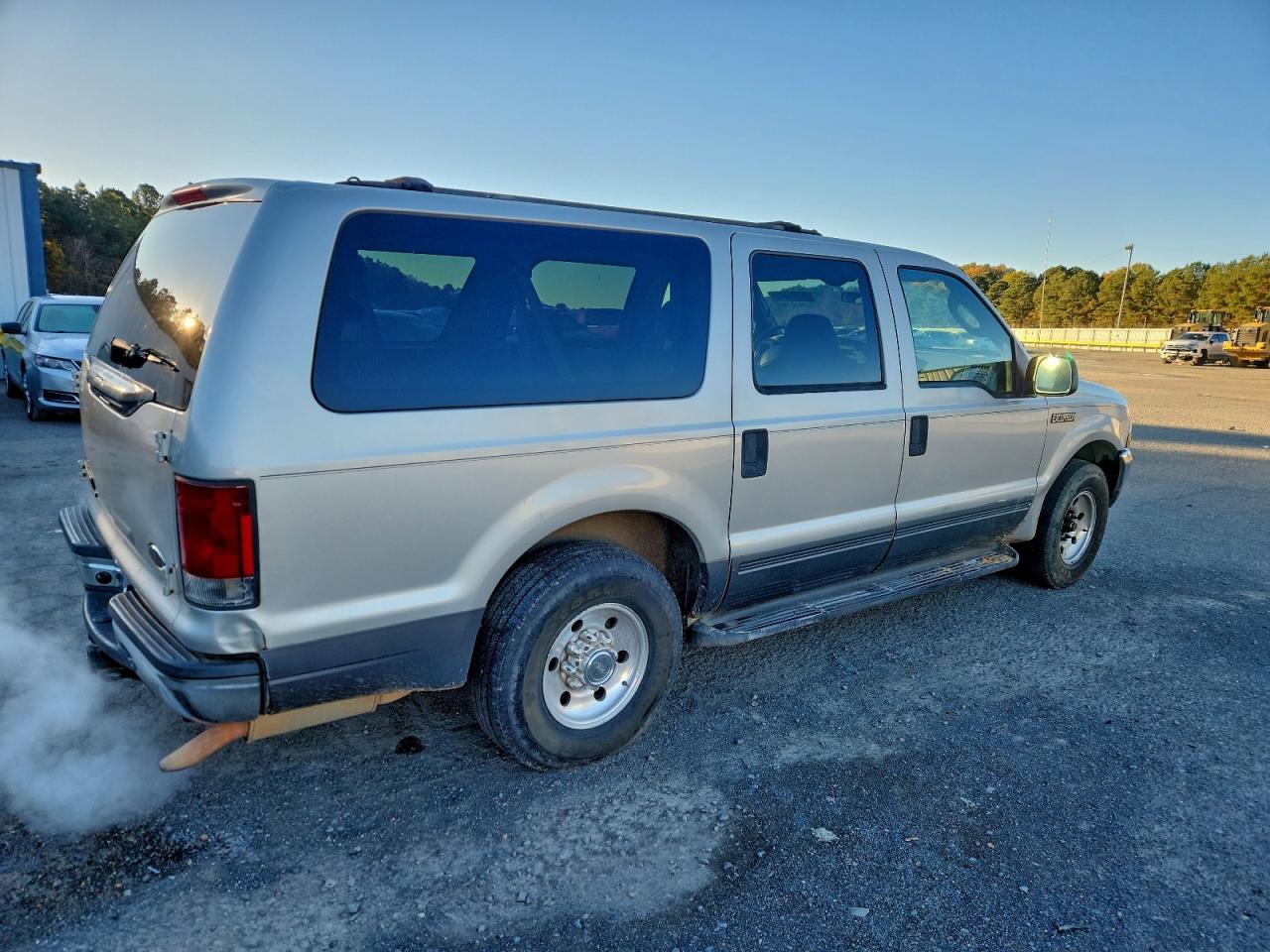 Ford Excursion Xlt Image 11