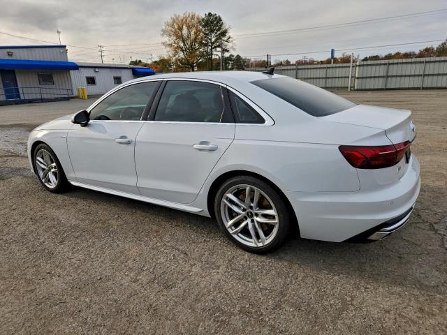 Audi A4 Premium Plus 45 Image 2