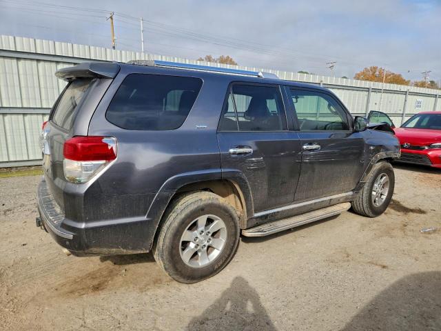 Toyota 4Runner Sr5 Image 11