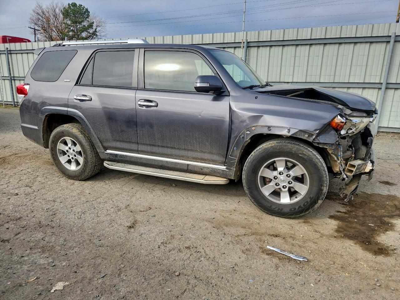 Toyota 4Runner Sr5 Image 9