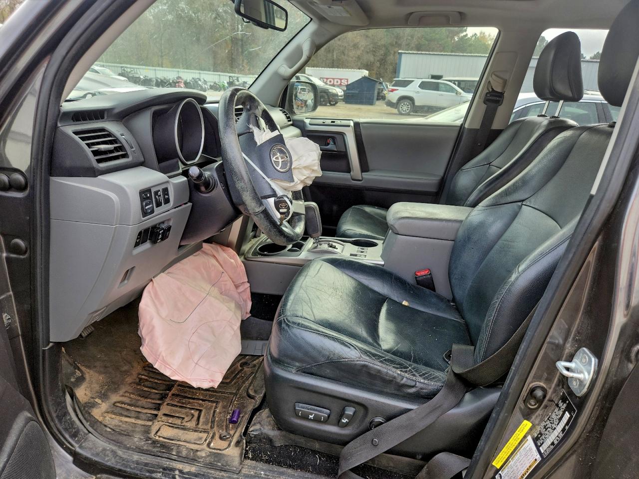 Toyota 4Runner Sr5 Image 13