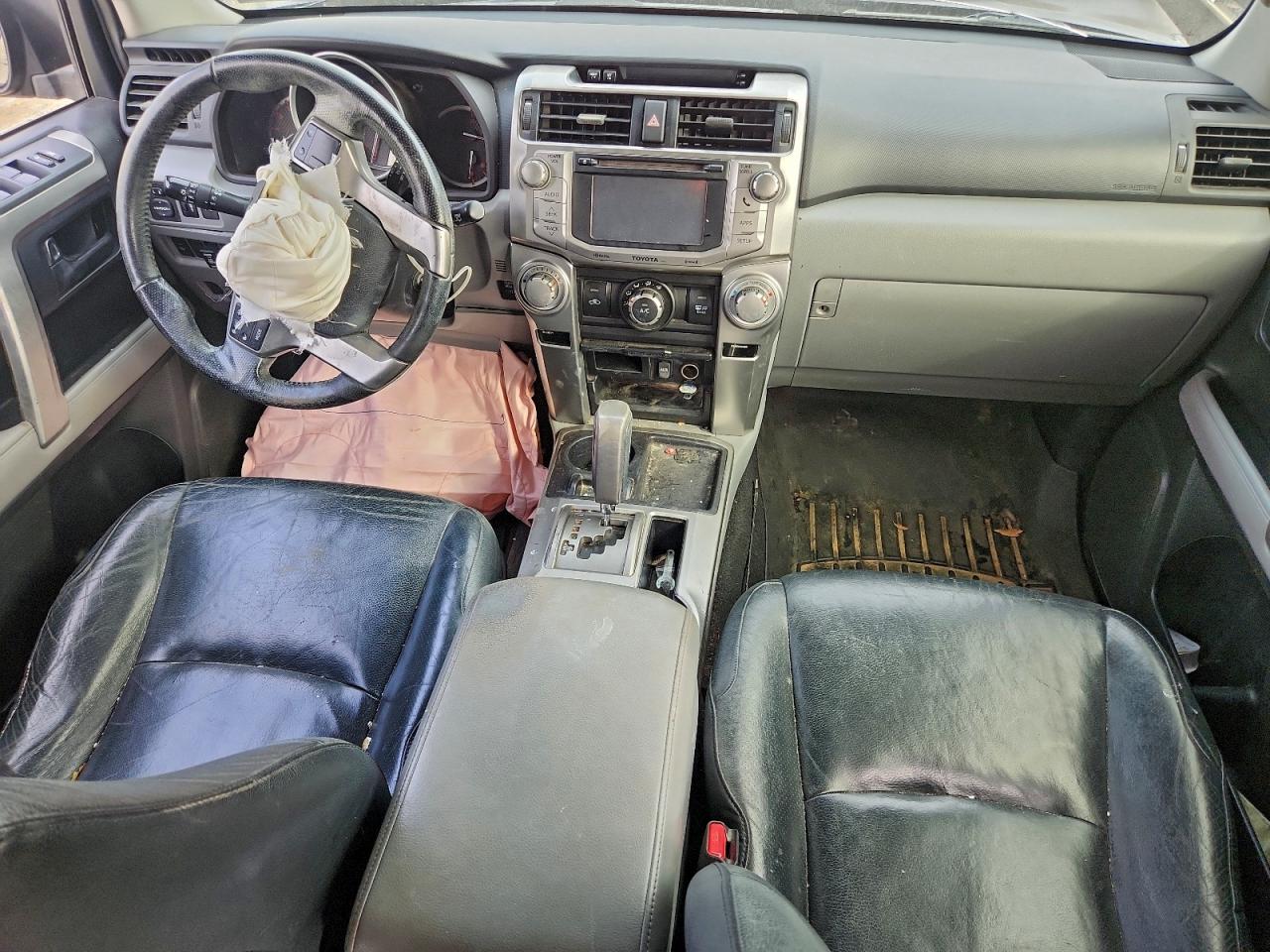 Toyota 4Runner Sr5 Image 3