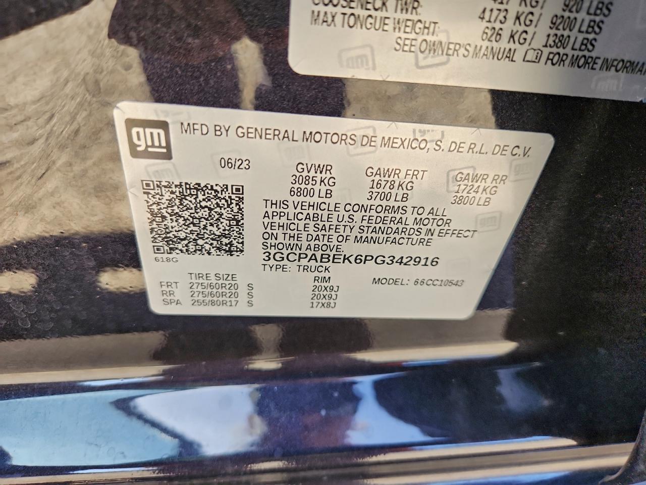 Chevrolet Silverado C1500 Custom Image 10