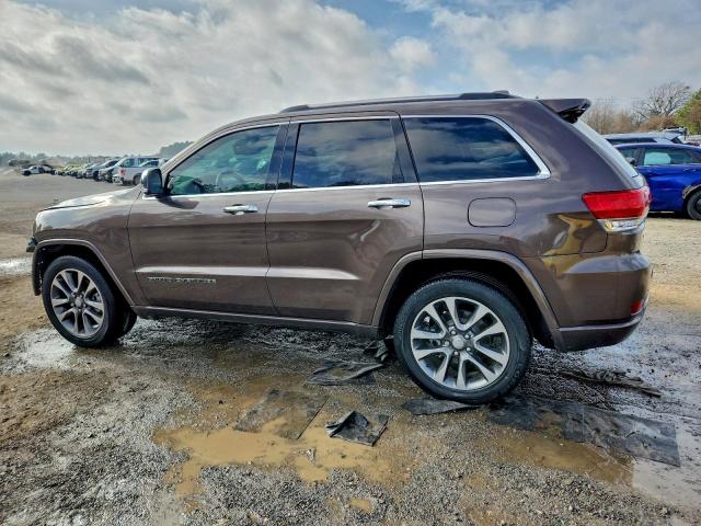 Jeep Grand Cherokee Overland Image 2
