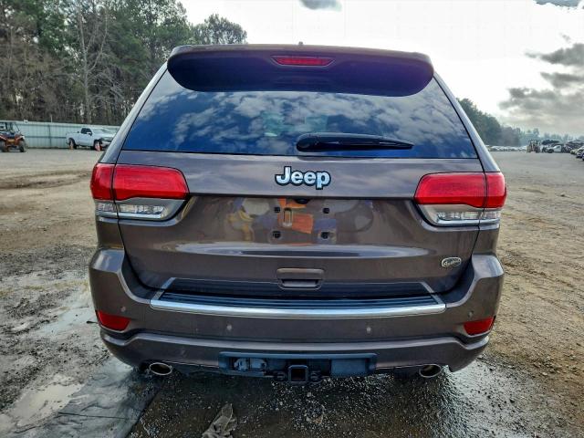 Jeep Grand Cherokee Overland Image 11