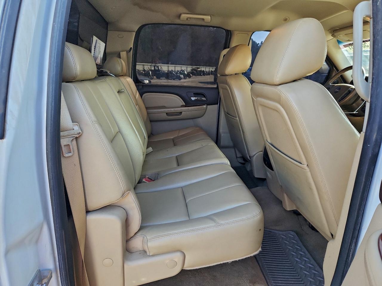 GMC Sierra K2500 Slt Image 4