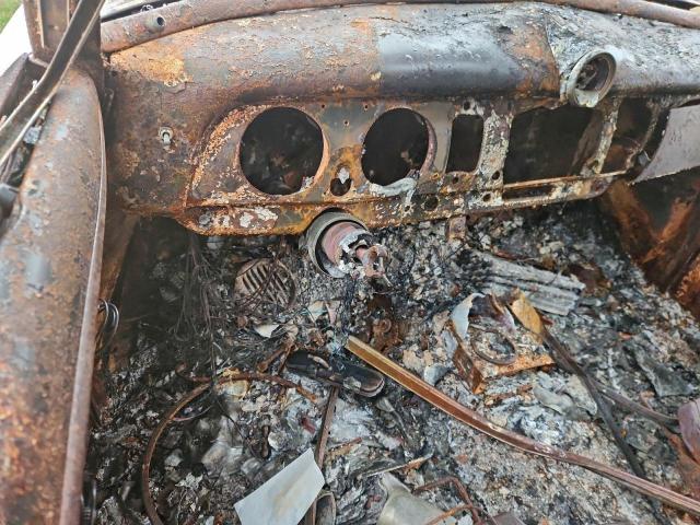 Chevrolet Deluxe Image 11