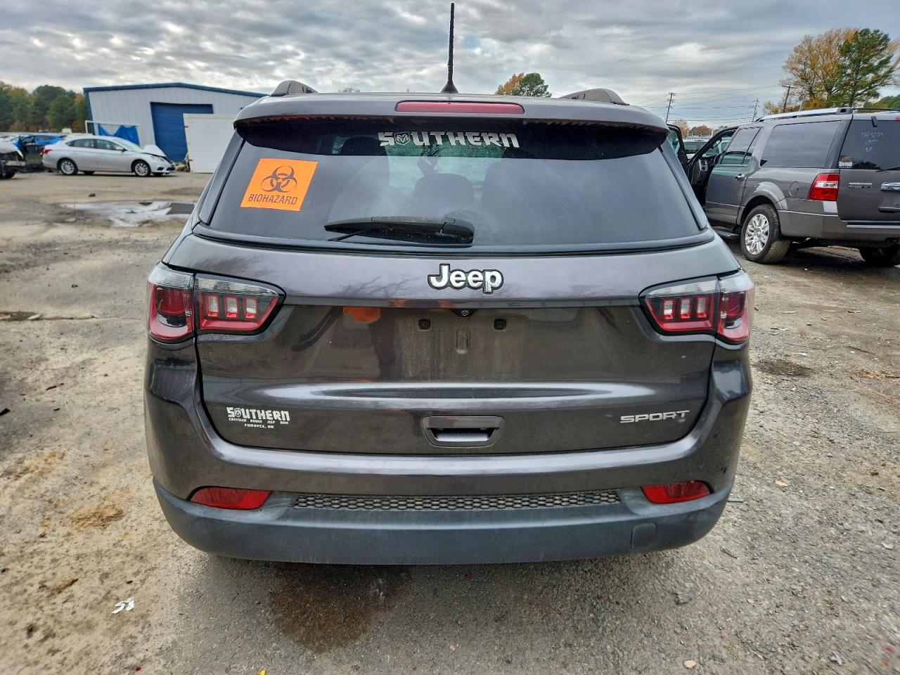 Jeep Compass Sport Image 9