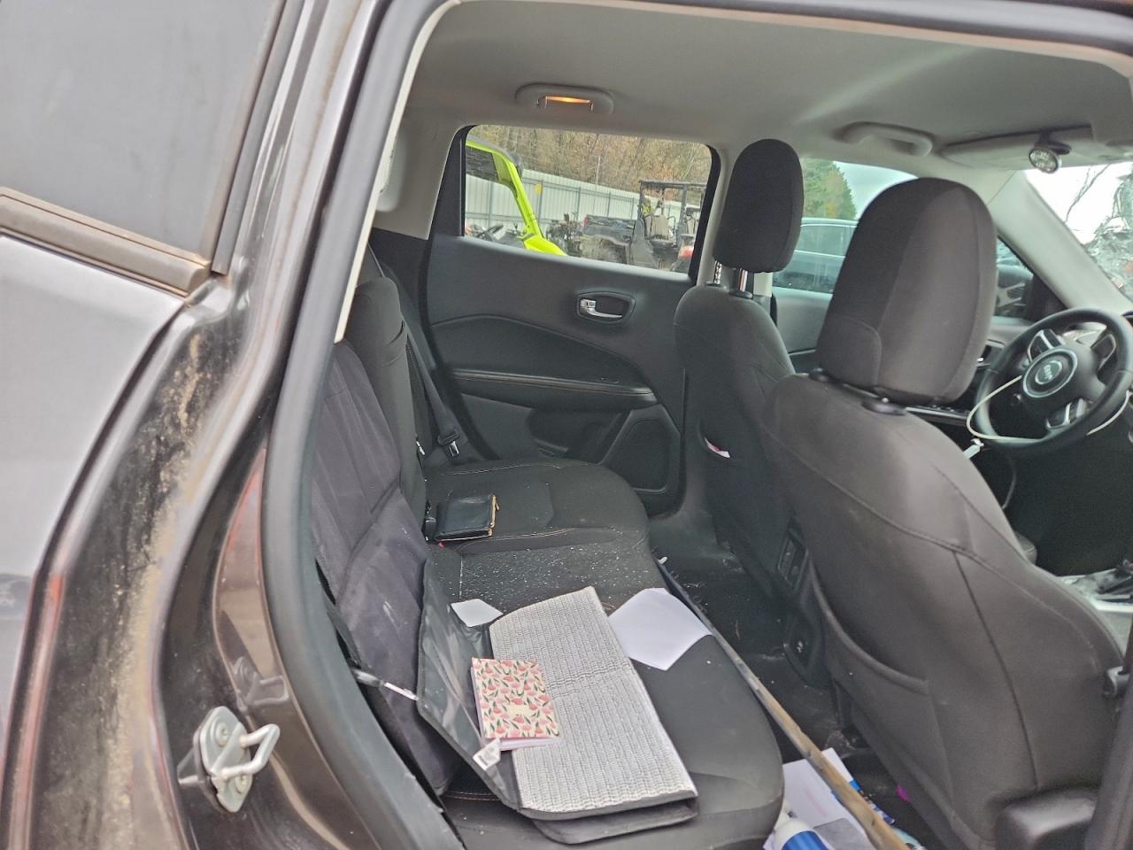 Jeep Compass Sport Image 11