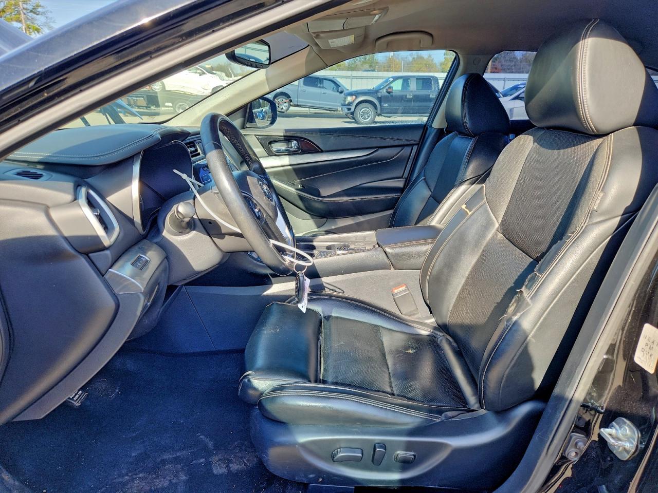 Nissan Maxima 3.5s Image 9