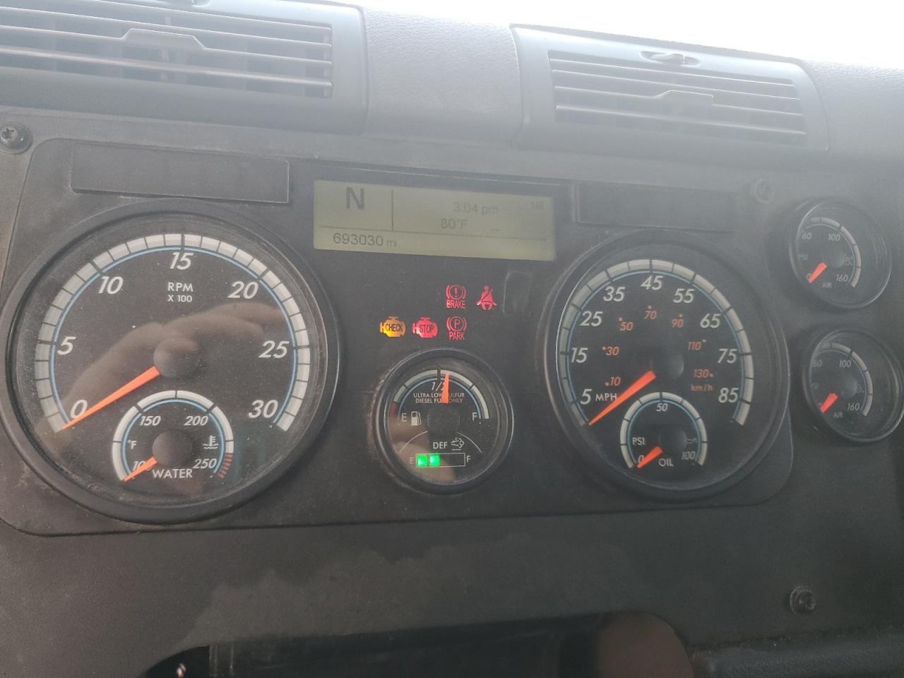 Freightliner Cascadia 1 Image 6