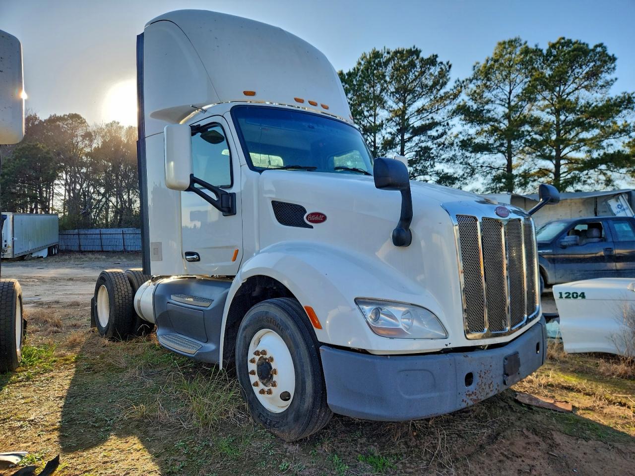 Peterbilt Tractor 579 Image 1