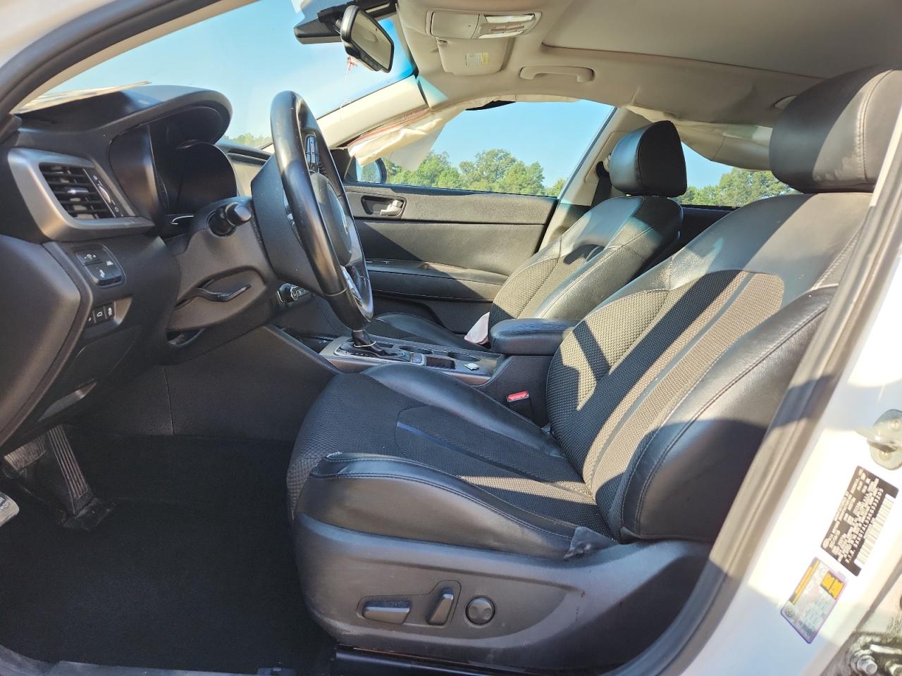 Kia Optima Lx Image 7