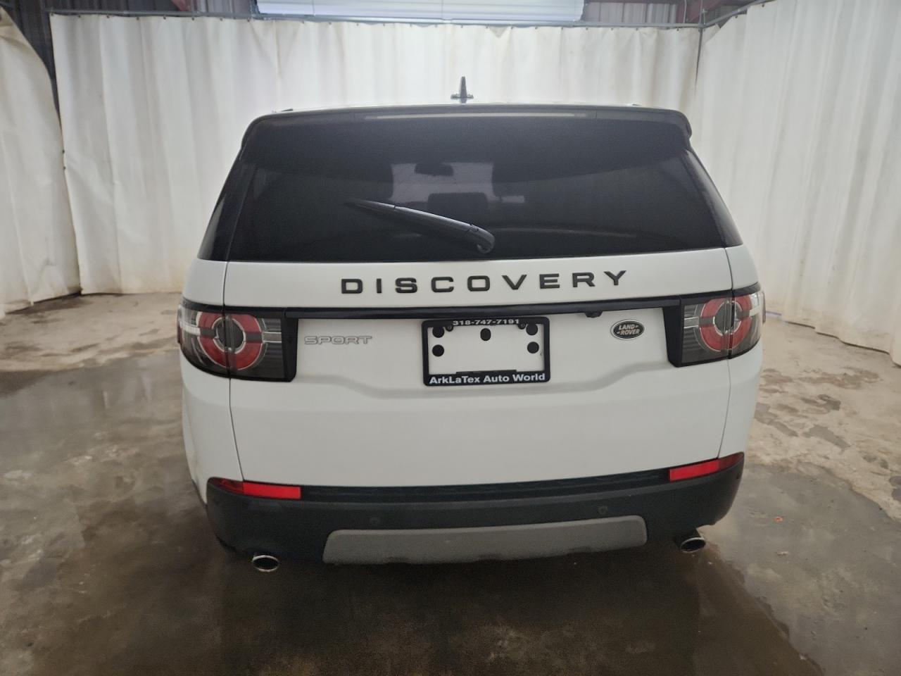 Land Rover Discovery Se Image 6