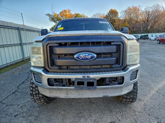 Ford F-250 Super Duty Image 11