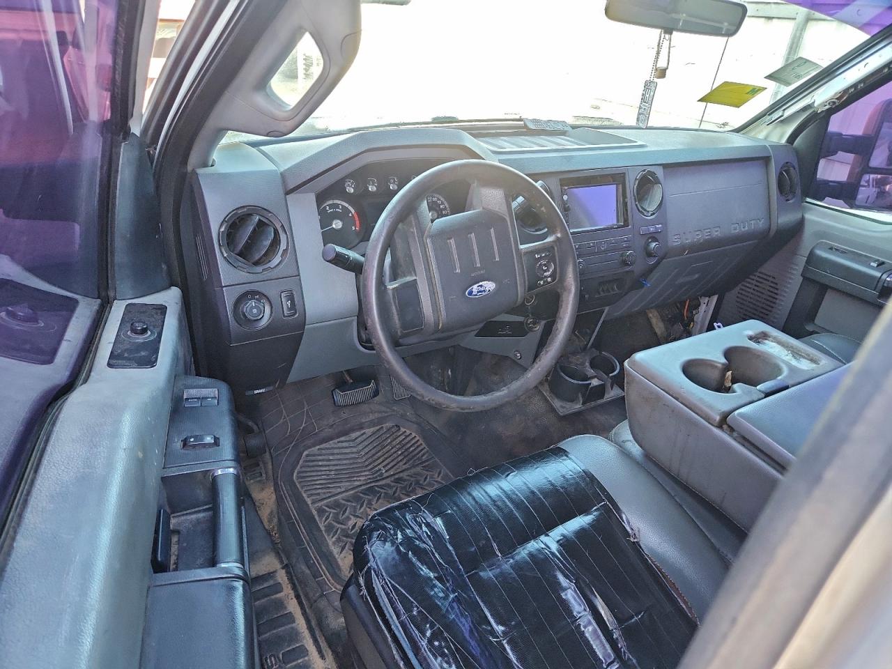 Ford F-250 Super Duty Image 2