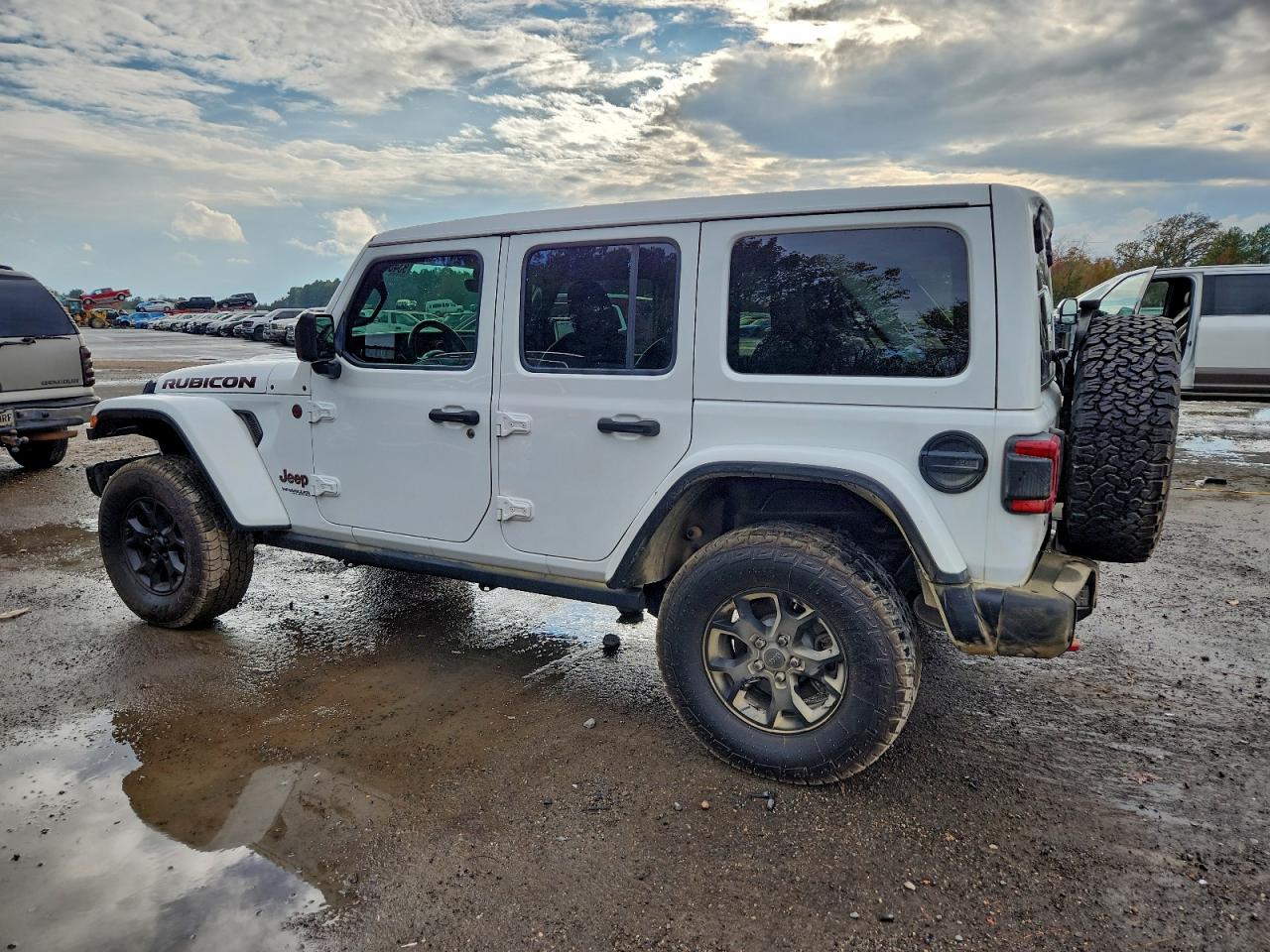 Jeep Wrangler Rubicon Image 8