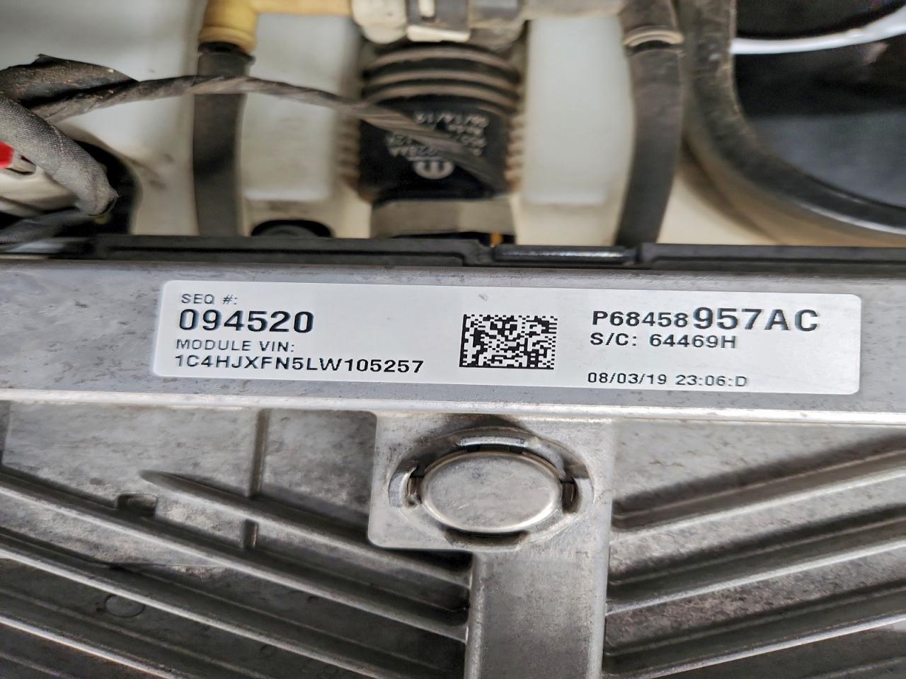 Jeep Wrangler Rubicon Image 10