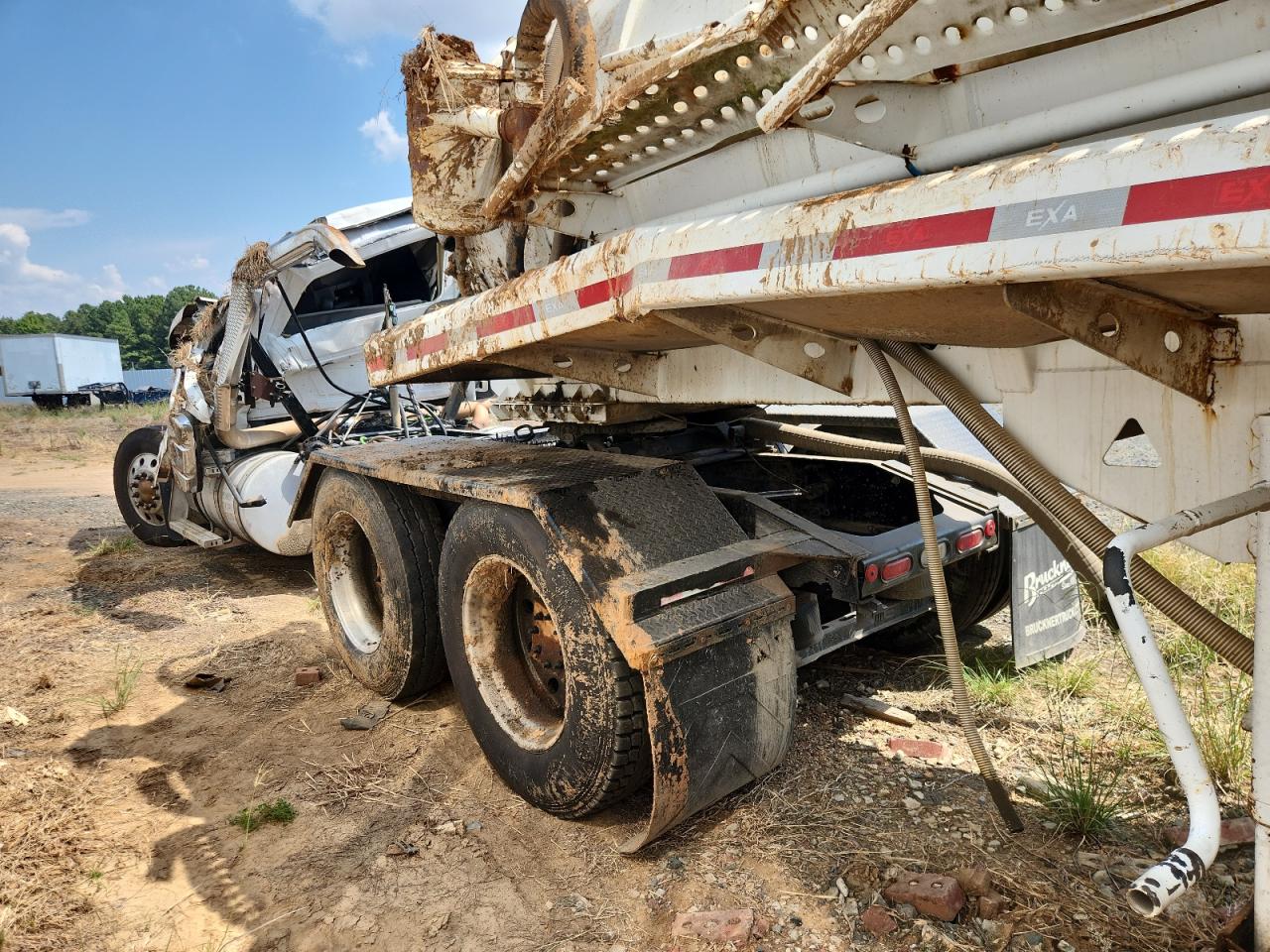 Mack Pinnacle Image 4