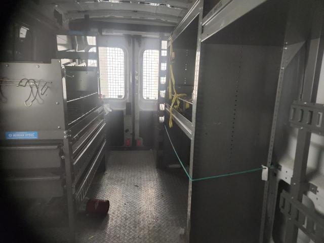 Ford Transit T-350 Image 13