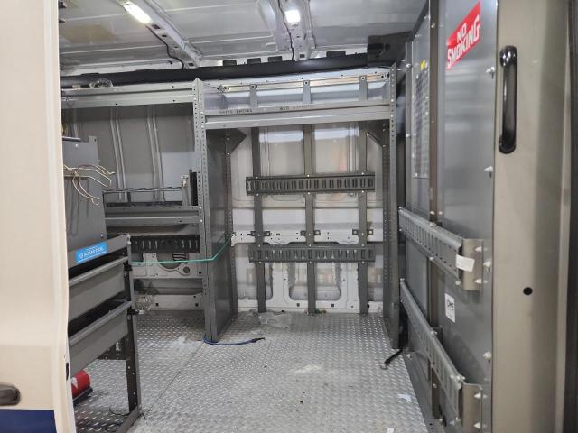 Ford Transit T-350 Image 11