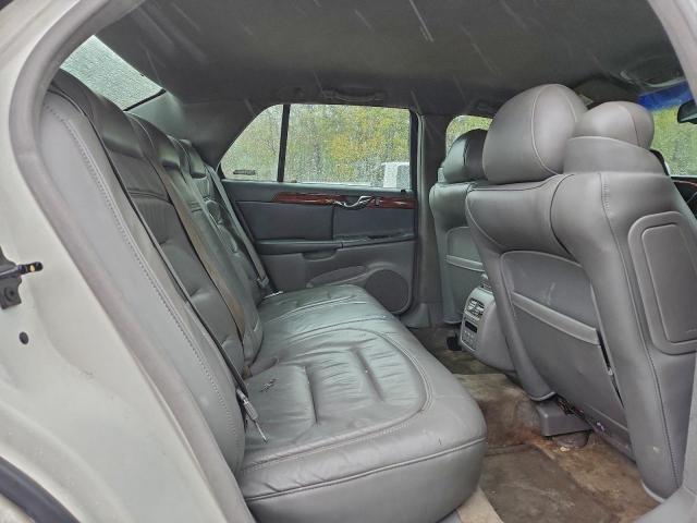 Cadillac DeVille Image 10