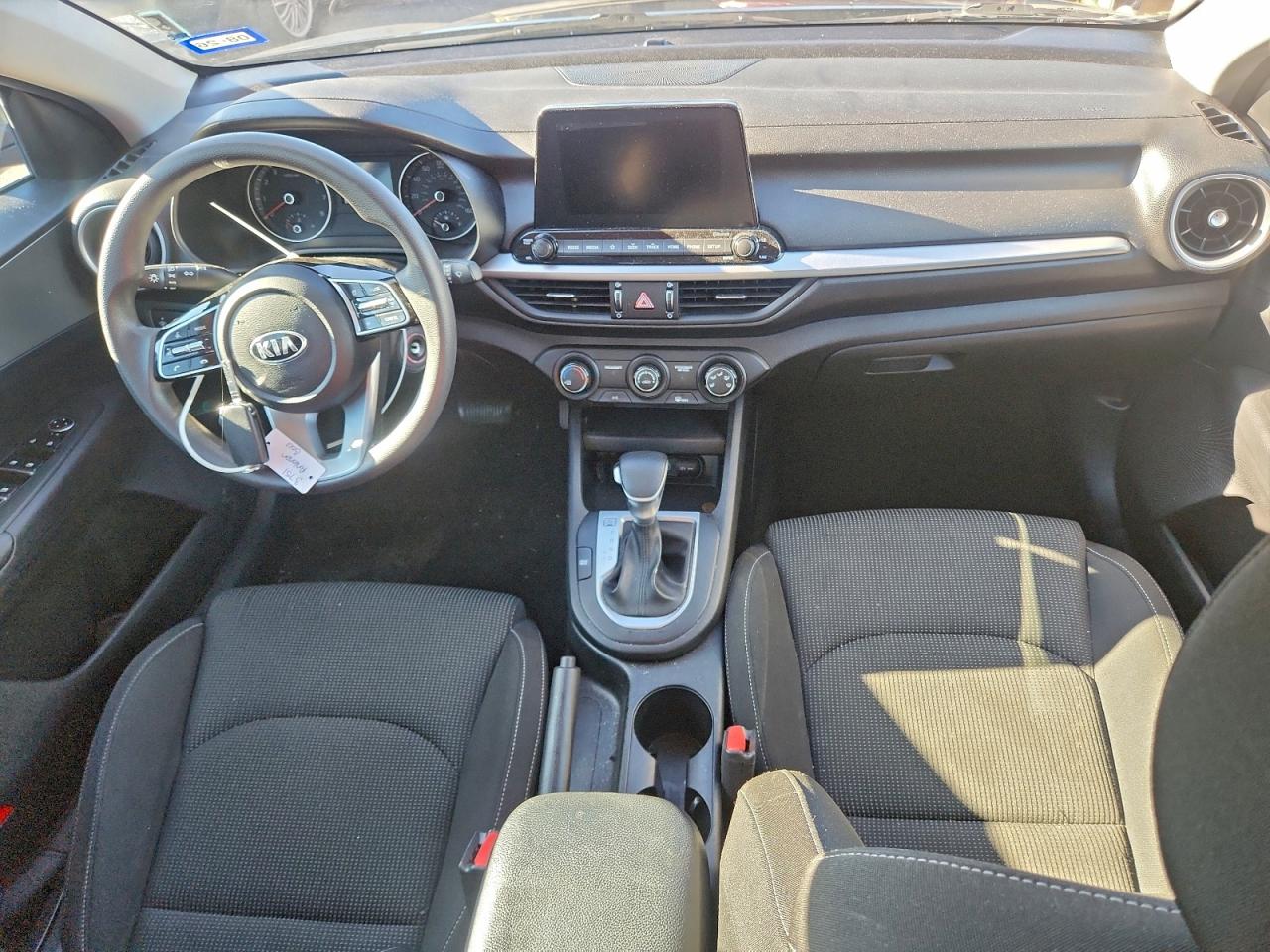 Kia Forte Fe Image 5