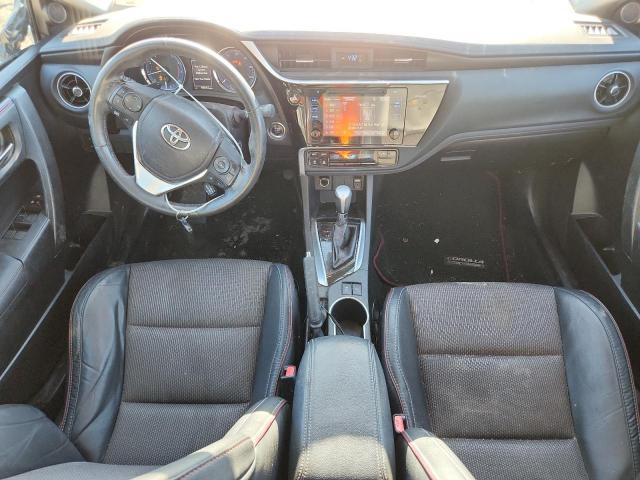 Toyota Corolla L Image 11