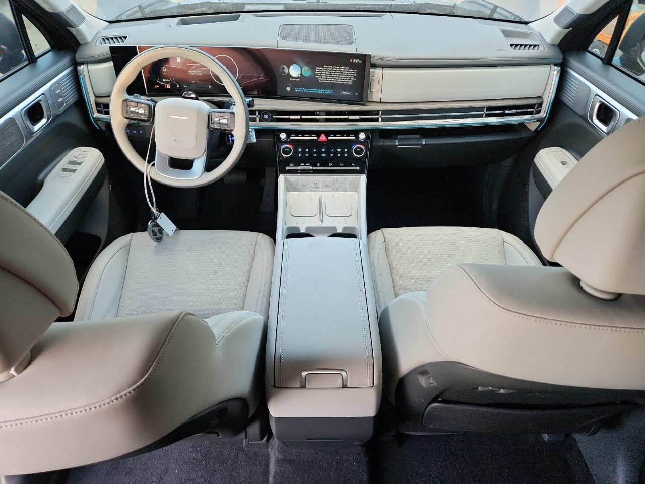 Hyundai SANTA FE Calligraphy Image 2