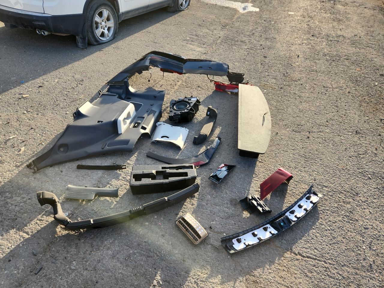 Hyundai SANTA FE Calligraphy Image 13