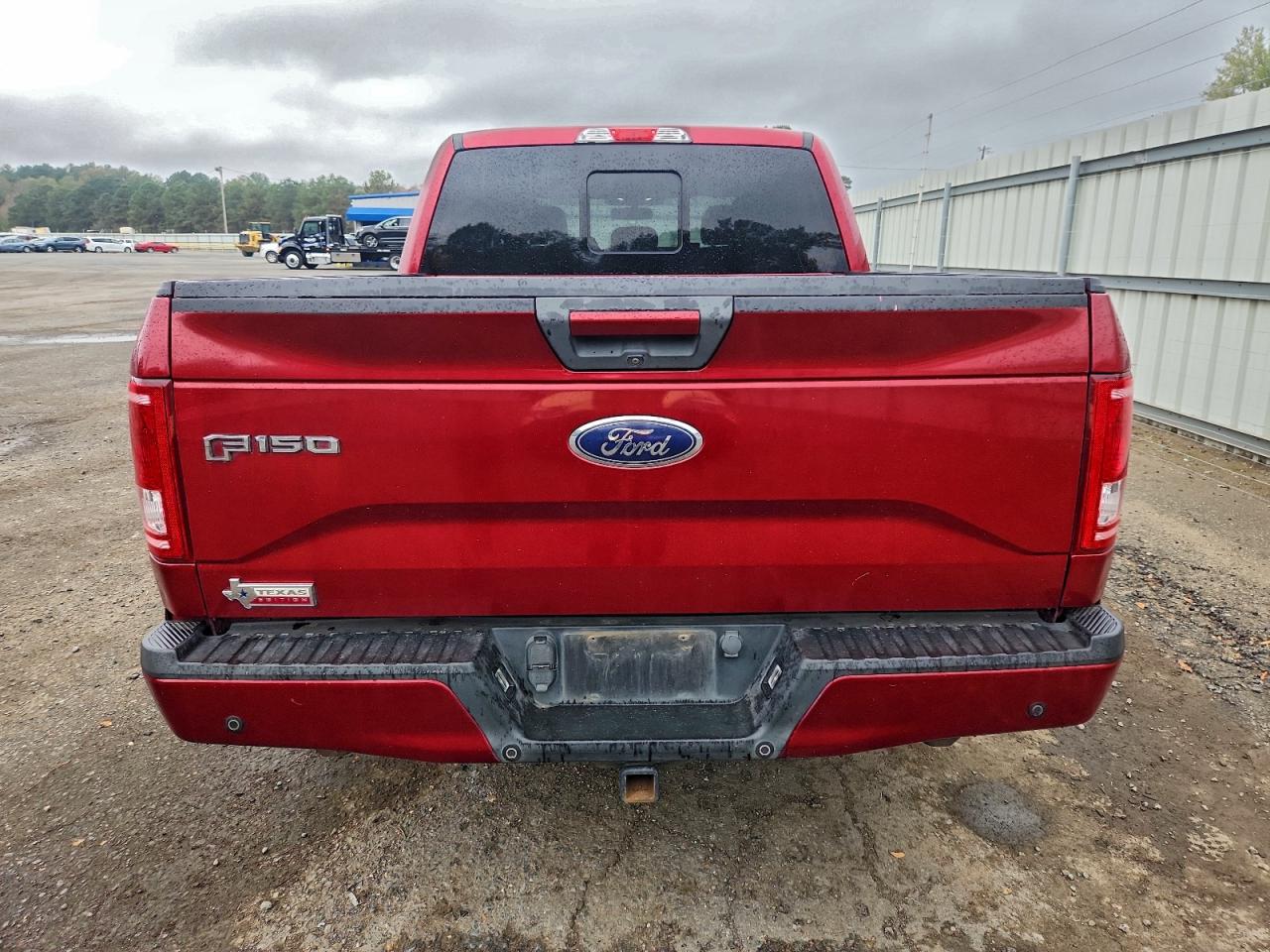 Ford F-150 Supercrew Image 4