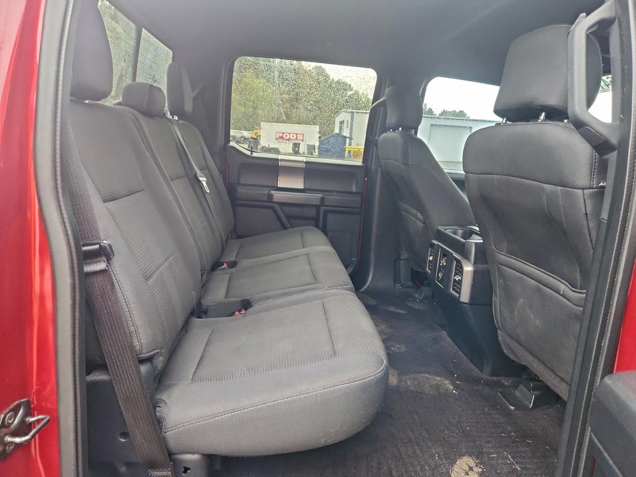 Ford F-150 Supercrew Image 6