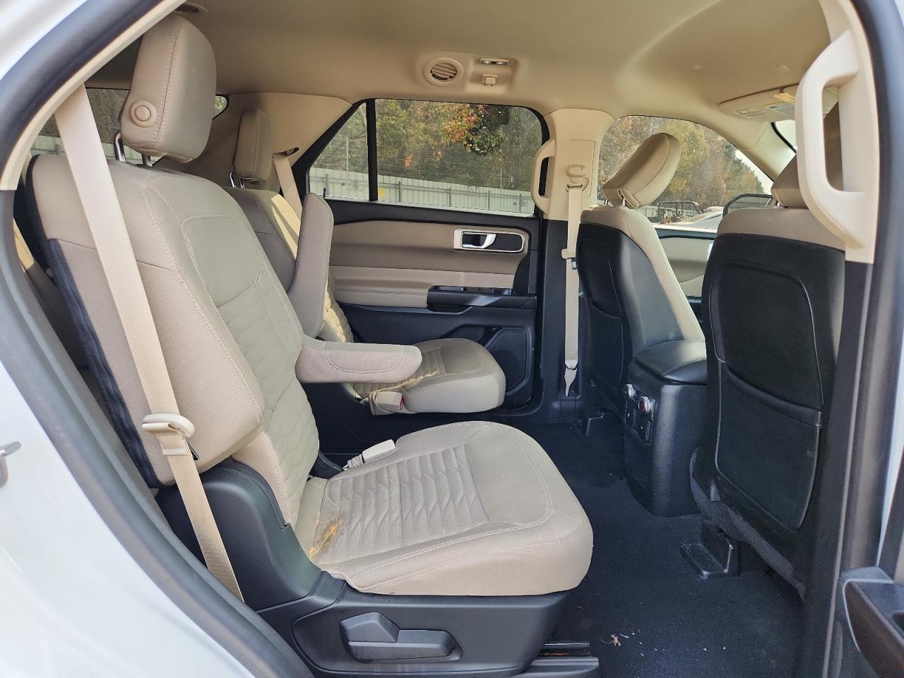 Ford Explorer Xlt Image 11