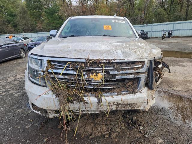 Chevrolet Suburban K1500 Premier Image 6