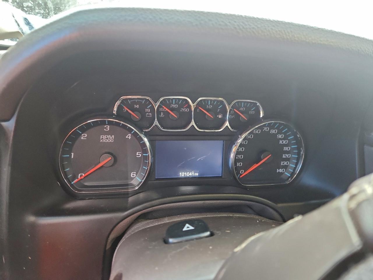 Chevrolet Suburban K1500 Premier Image 8