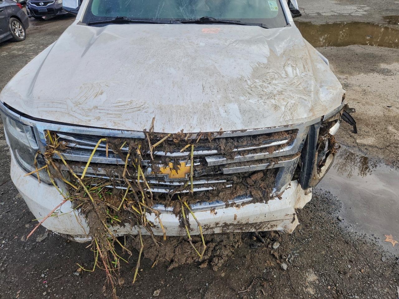 Chevrolet Suburban K1500 Premier Image 11