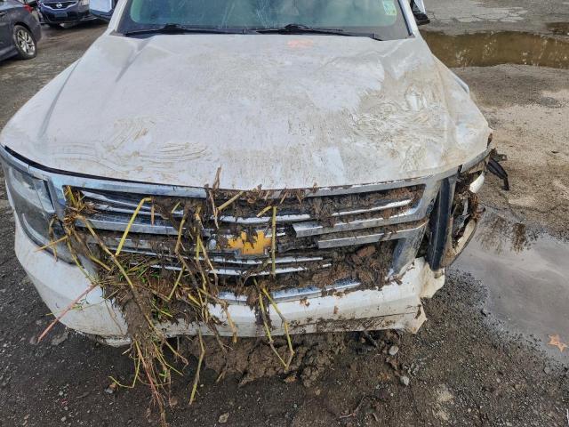 Chevrolet Suburban K1500 Premier Image 11