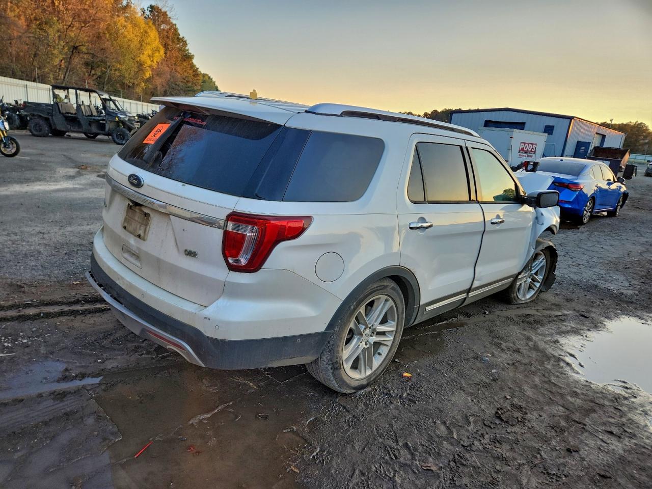 Ford Explorer Limited Image 2