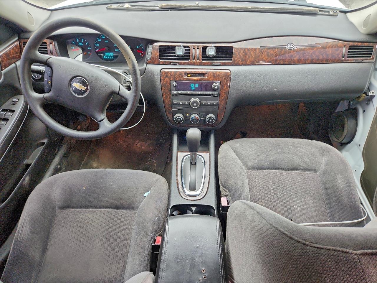 Chevrolet Impala Ls Image 12