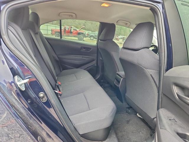 Toyota Corolla Le Image 8