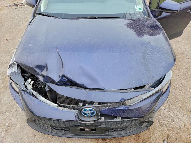 Toyota Corolla Le Image 6