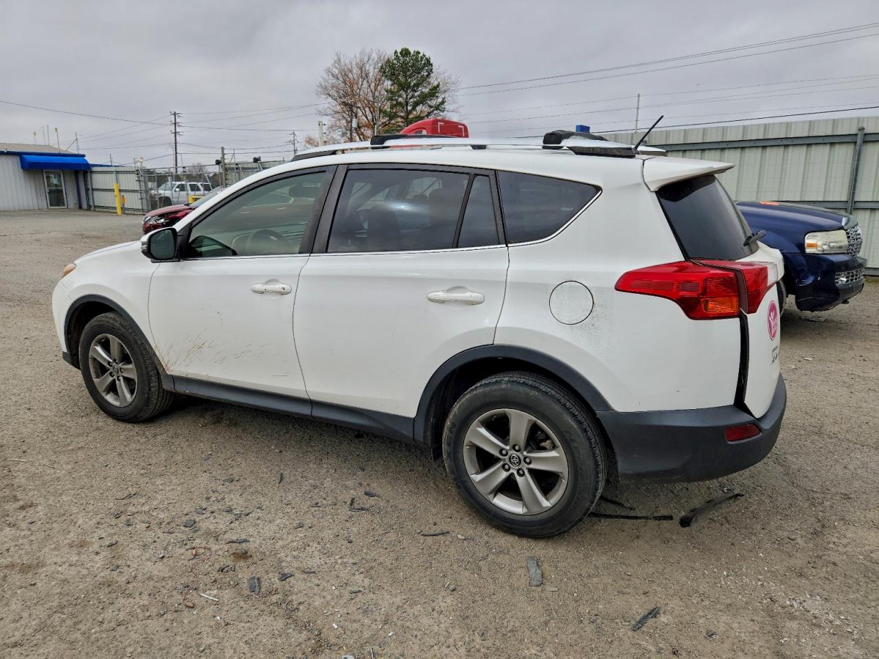 Toyota RAV4 Xle Image 12