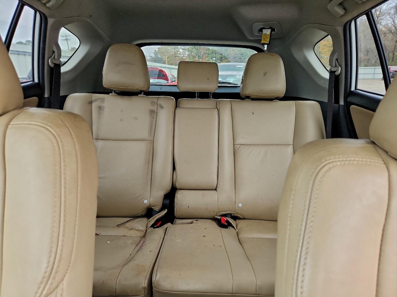 Toyota RAV4 Xle Image 11