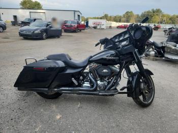  Salvage Harley-Davidson Fl