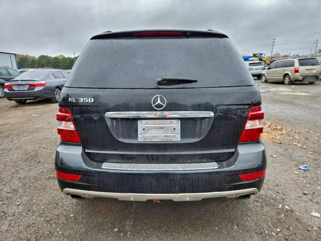 Mercedes-Benz M-Class 350 Image 2