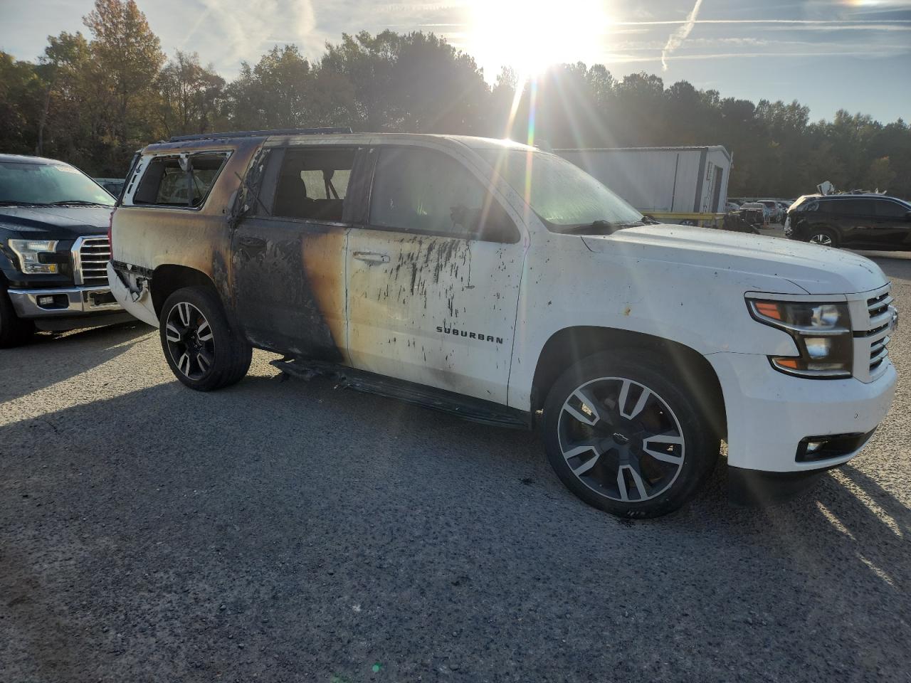 Chevrolet Suburban K1500 Lt Image 3