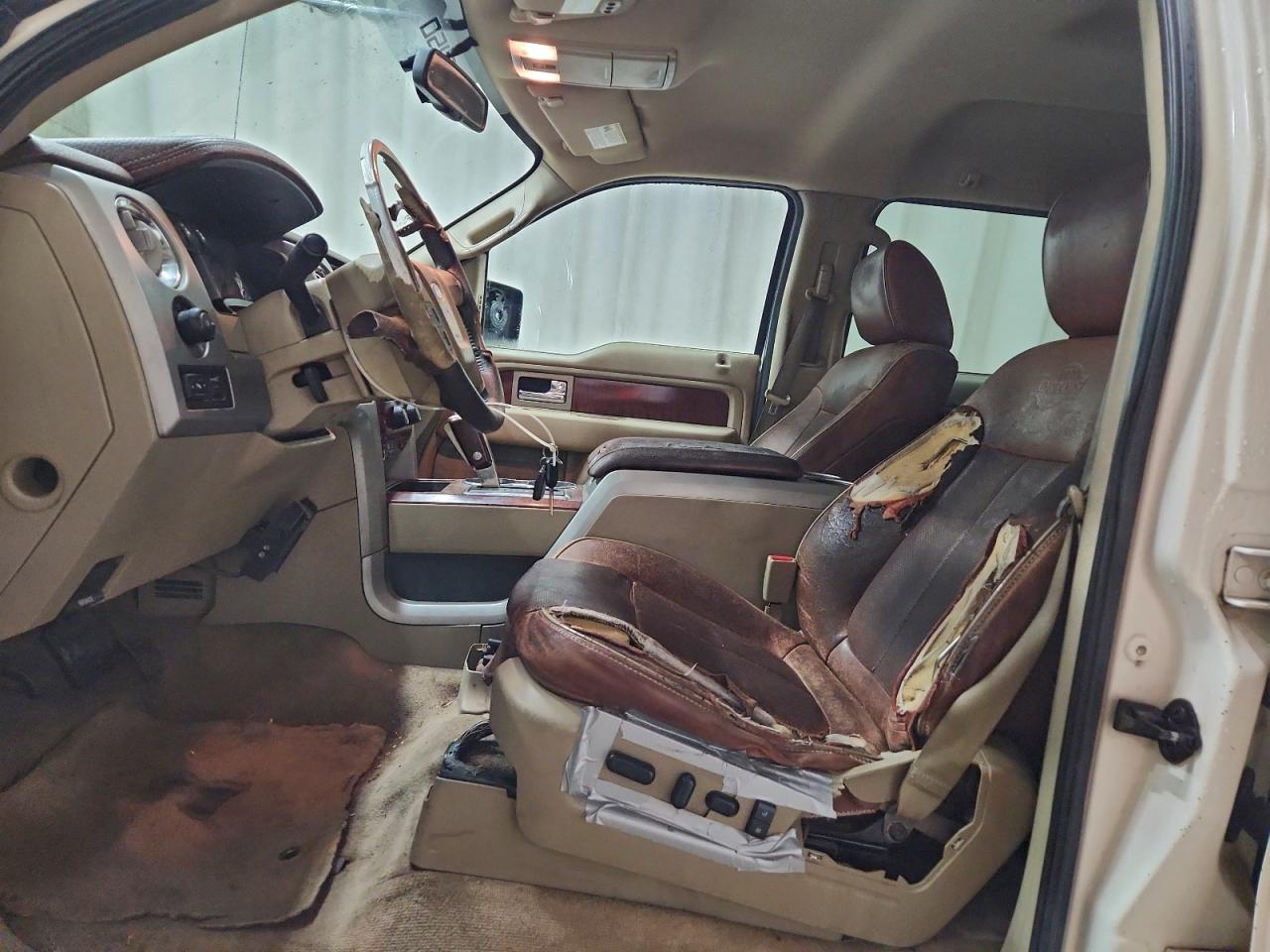 Ford F-150 Supercrew Image 3