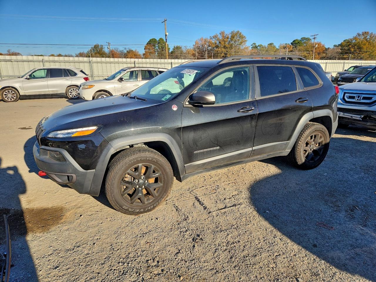 Jeep Cherokee Trailhawk Image 1
